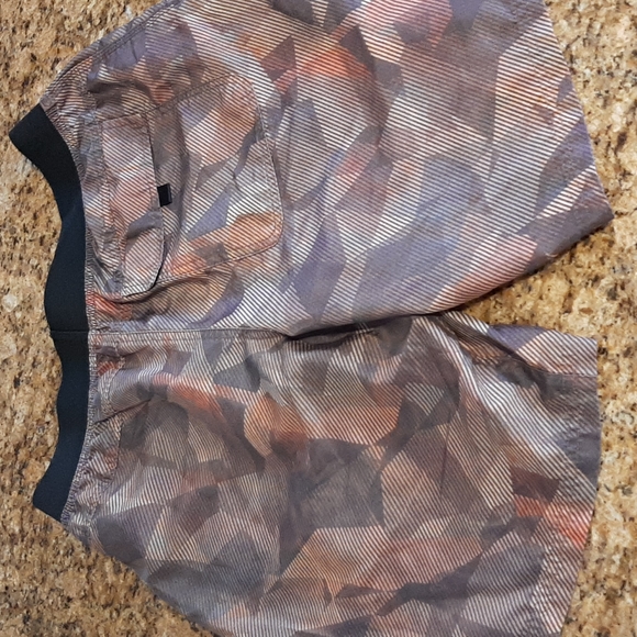 Prana shorts - Picture 3 of 3